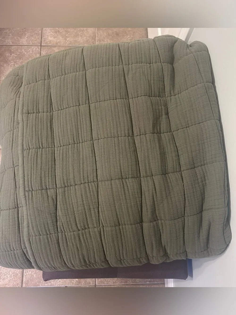 NWT Quince Olive Green Organic Cotton Gauze Box Quilt!